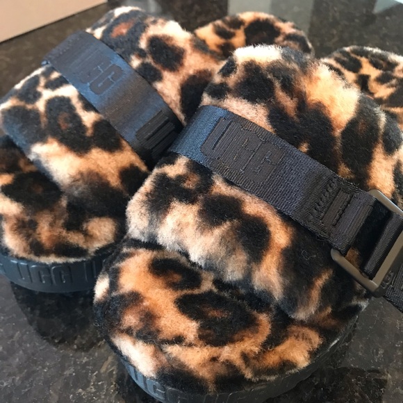 New UGG Fluffita Panther Print Slippers, Leopard Print Slides, Caramel Slip Ons - Picture 6 of 16